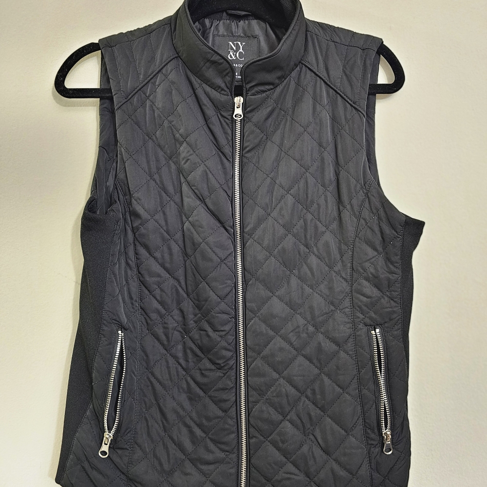 New York & Company Women's Dark Gray Quilted Vest